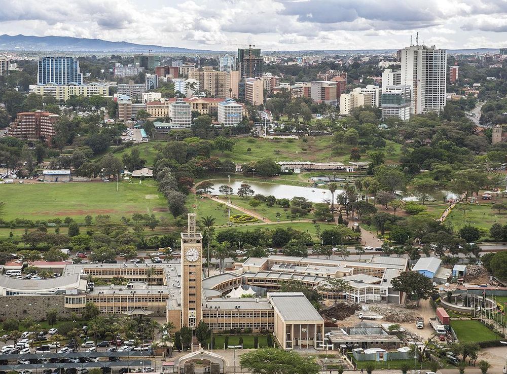 File:Parliament Buildings and Uhuru Park, Nairobi.jpg - Wikimedia Commons