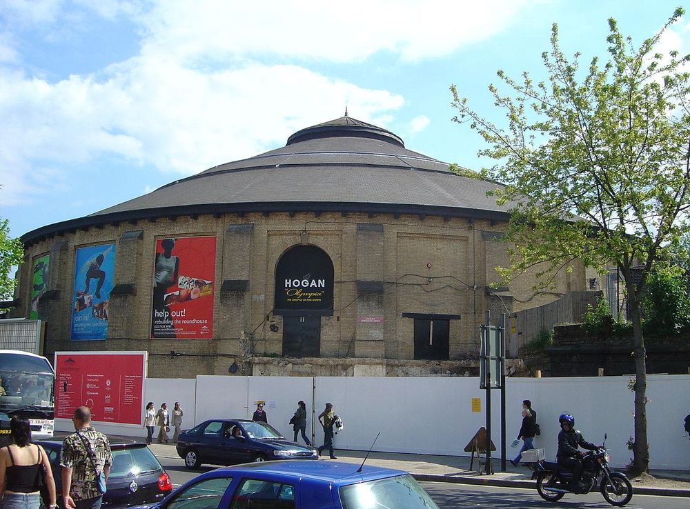 File:Roundhouse - Camden.JPG - Wikimedia Commons