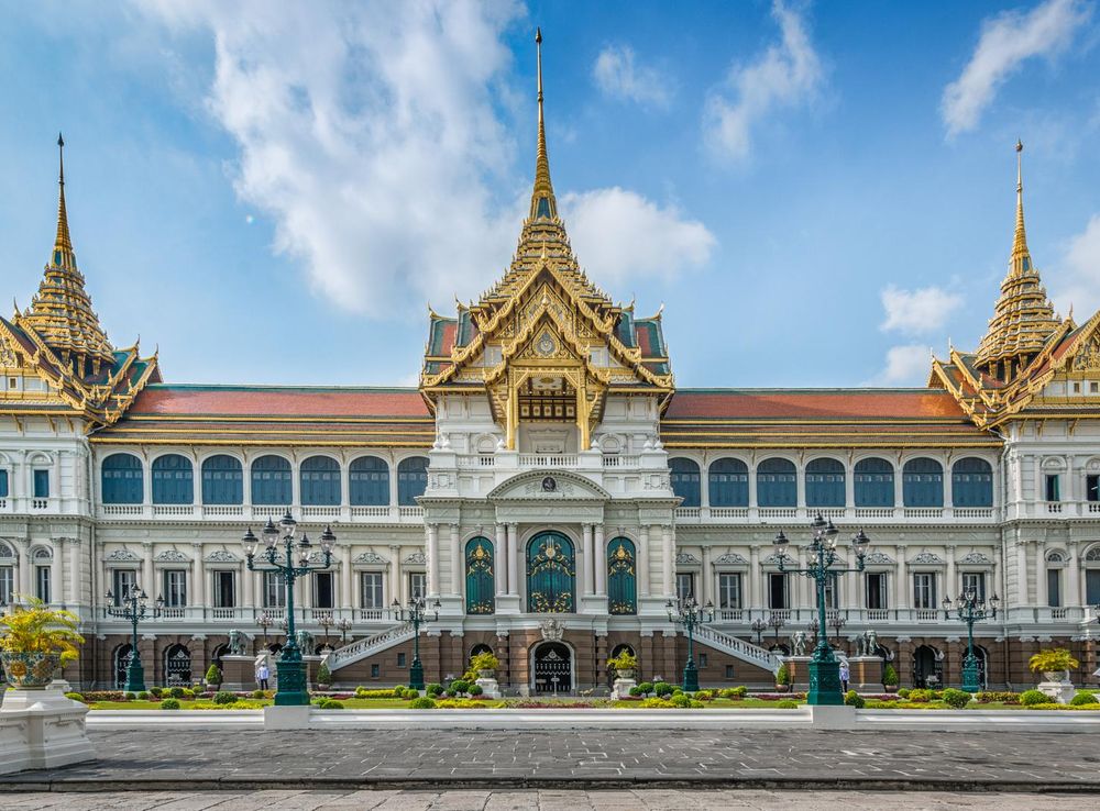 File:Grand Palace Bangkok, Thailand.jpg - Wikipedia