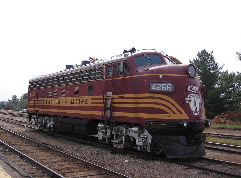 File:Conway Scenic Railroad Engine New Hampshire.JPG - Wikimedia Commons