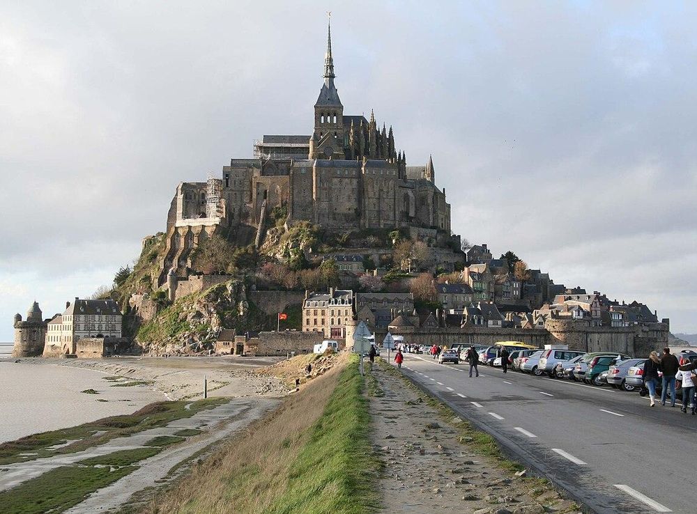 File:Mont Saint-Michel 20060330.JPG - Wikimedia Commons