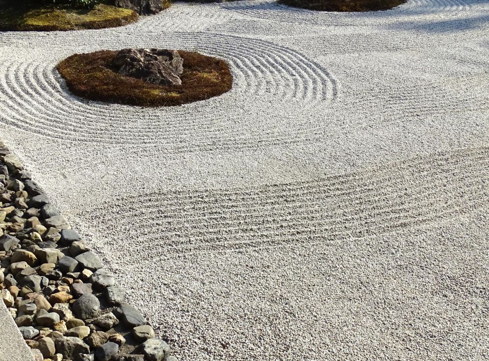 File:Dry Garden - Kennin-ji Zen Temple - Kyoto - Japan - 02  (47929368742).jpg - Wikimedia Commons