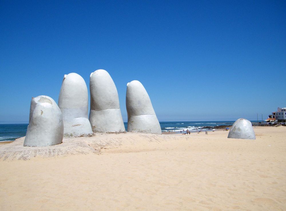 File:Thehandofpuntadeleste.jpg - Wikimedia Commons