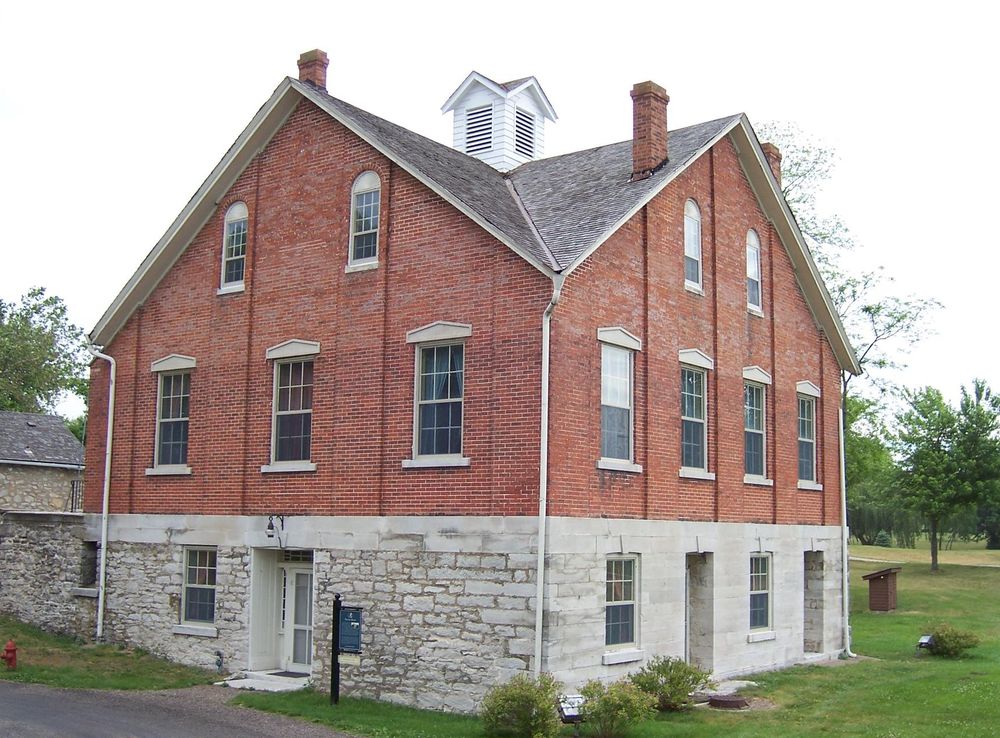 File:Nauvoo House.JPG - Wikimedia Commons