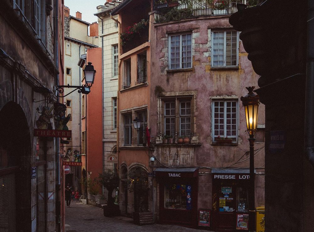 File:Old Town Of Vieux Lyon France (166091515).jpeg - Wikimedia Commons