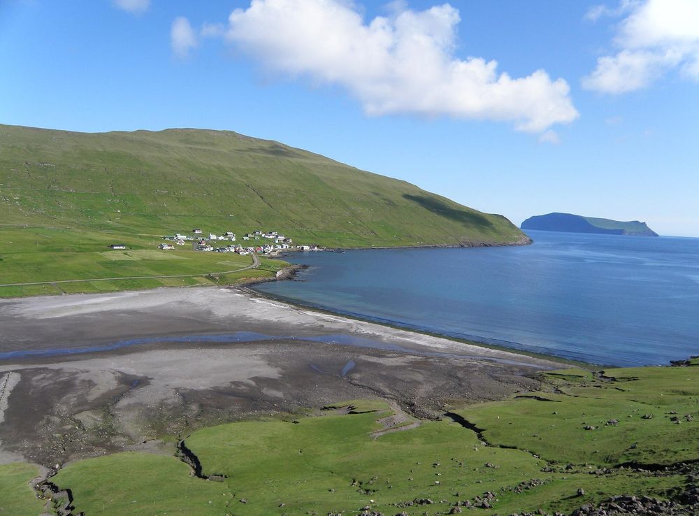 File:Sandvík a Village in Suðuroy, Faroe Islands.JPG - Wikimedia Commons