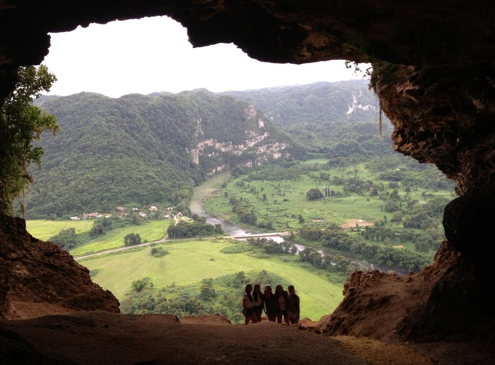 File:Cueva Ventana Puerto Rico.JPG - Wikimedia Commons