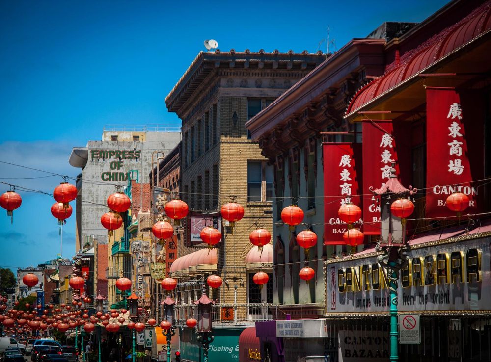 File:Chinatown, Grant Ave. San Francisco.jpg - Wikimedia Commons