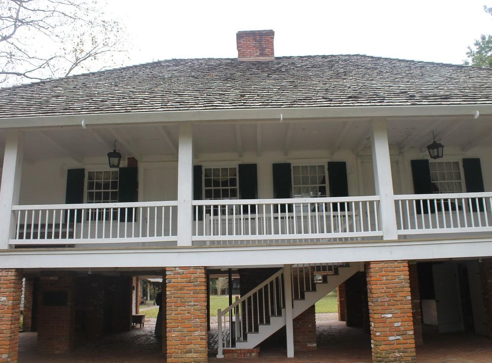 File:Kent House, Alexandria, LA, closeup of building IMG 4211.JPG -  Wikimedia Commons