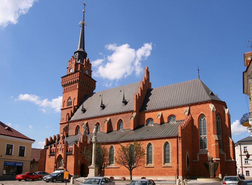 File:Tarnów - Bazylika katedralna 01.jpg - Wikipedia