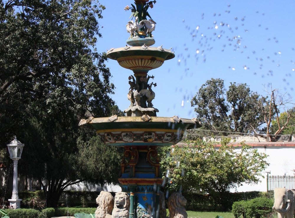 File:Saheliyon-ki-Bari Fountain.JPG - Wikipedia