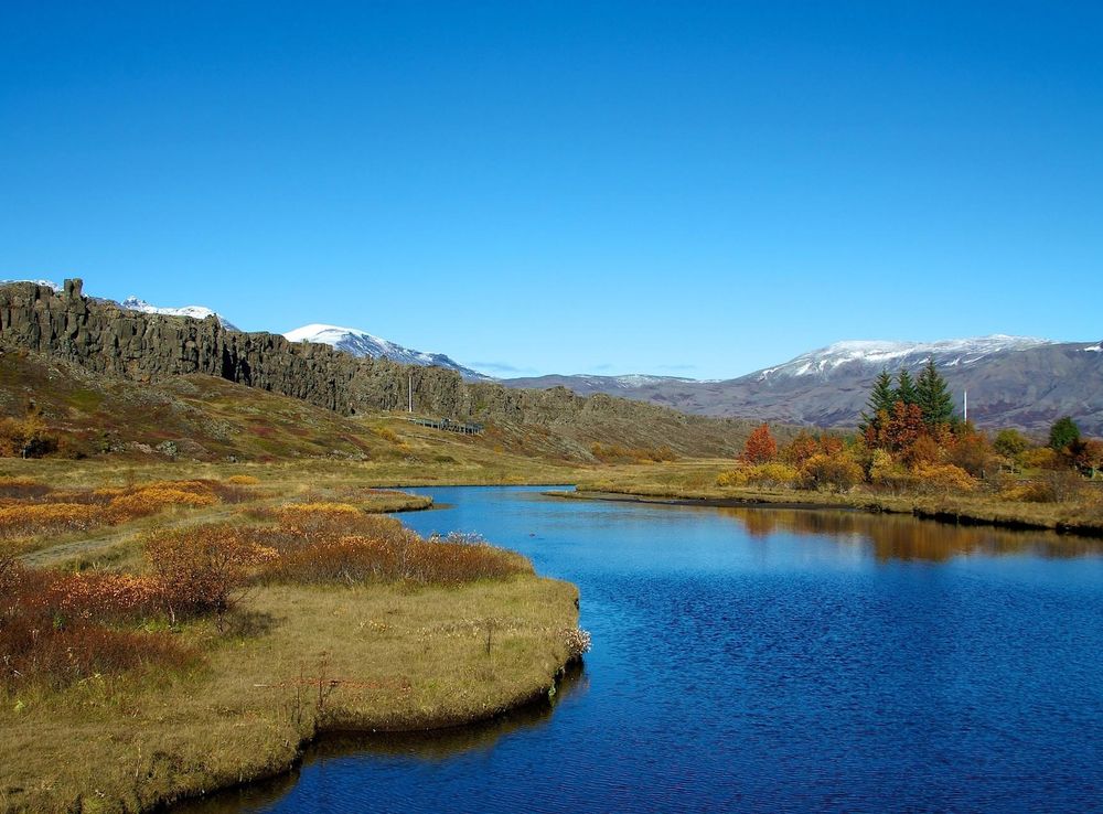File:Landscape of Thingvellir (Iceland).jpeg - Wikimedia Commons