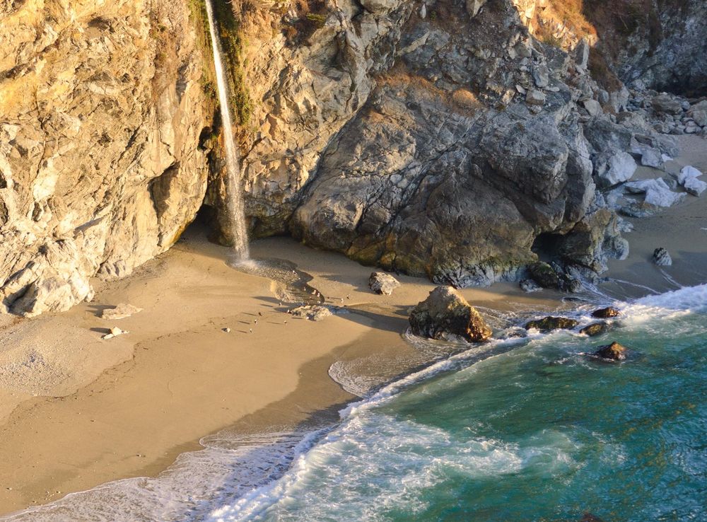 File:McWay Falls Big Sur September 2012 002.jpg - Wikimedia Commons