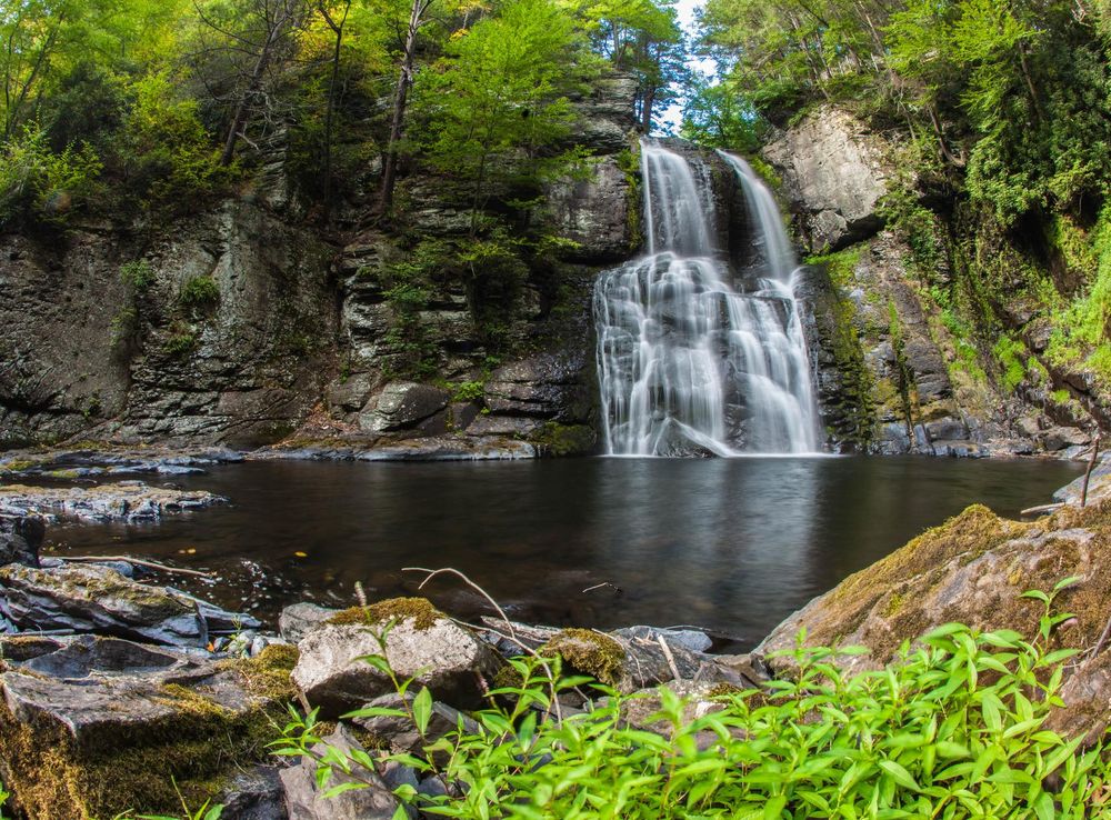 File:Bushkill Falls, Pennsylvania (14953778802).jpg - Wikimedia Commons