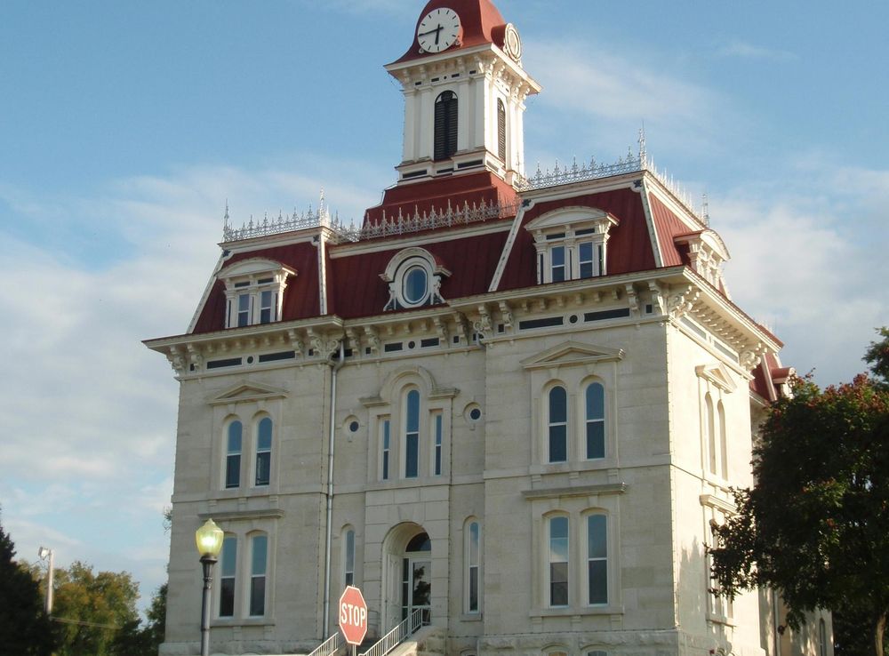 File:Chase County Couthouse Kansas 9-4-2009.JPG - Wikipedia