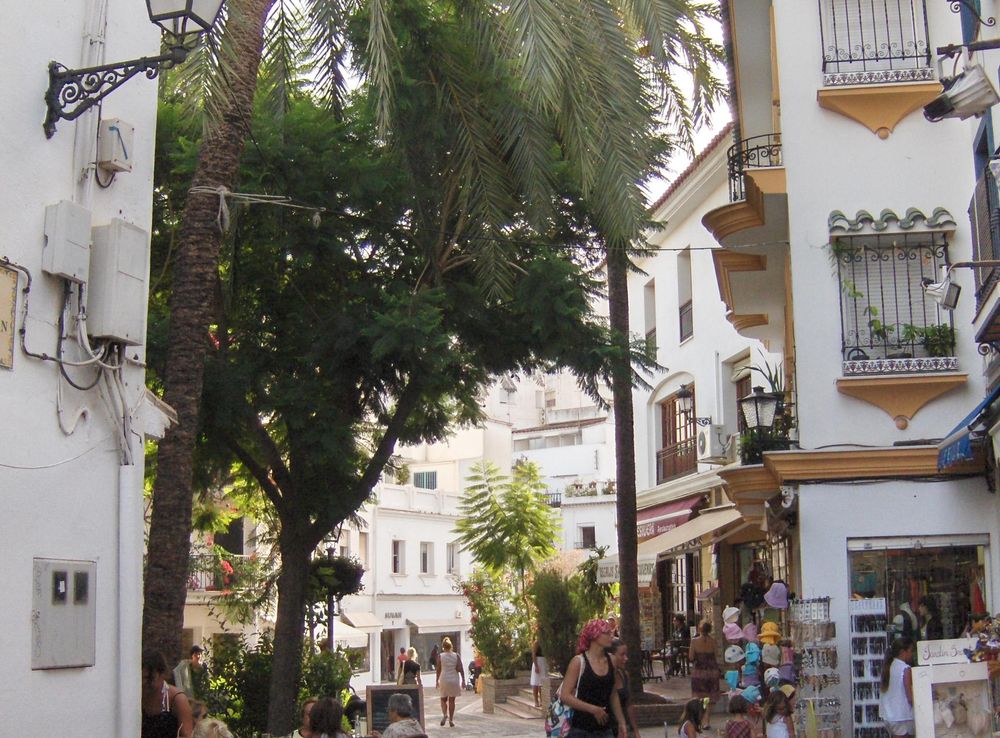 File:Marbella centro histórico.jpg - Wikimedia Commons