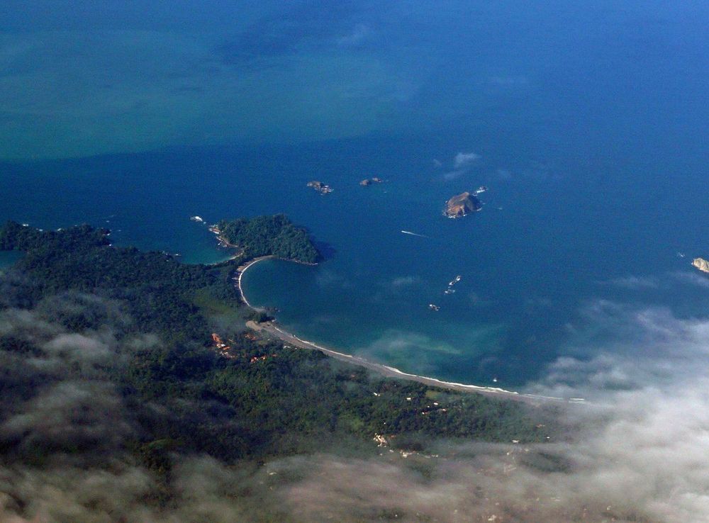 File:Manuel Antonio CRI 07 2016 7495.jpg - Wikimedia Commons