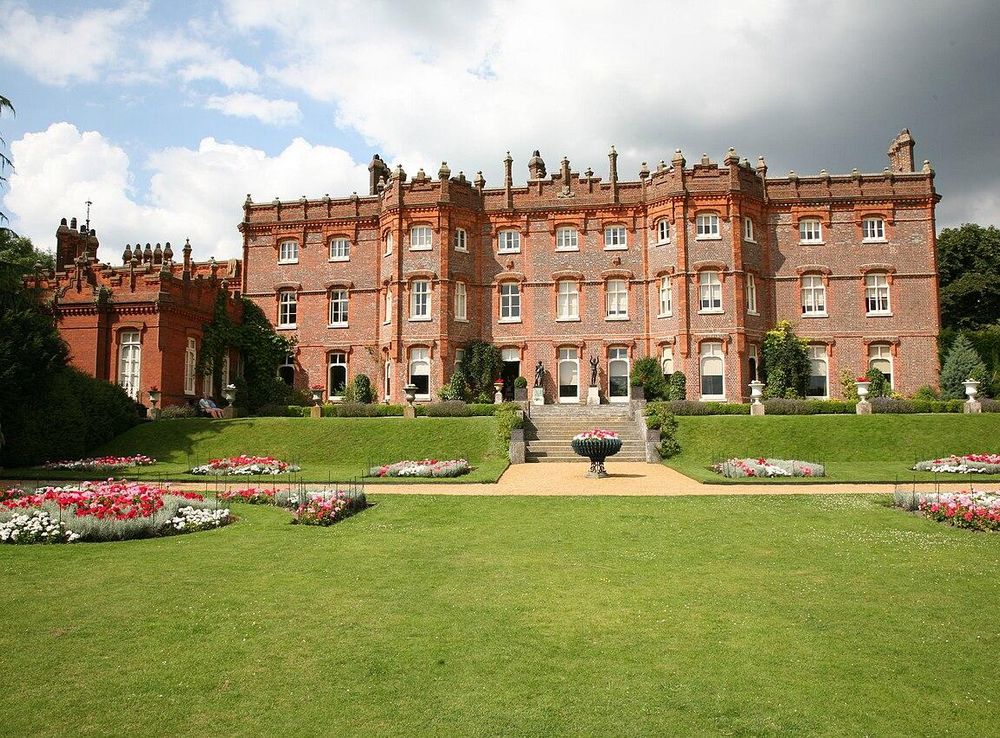 Fichier:Hughenden Manor 20080726-2.jpg — Wikipédia