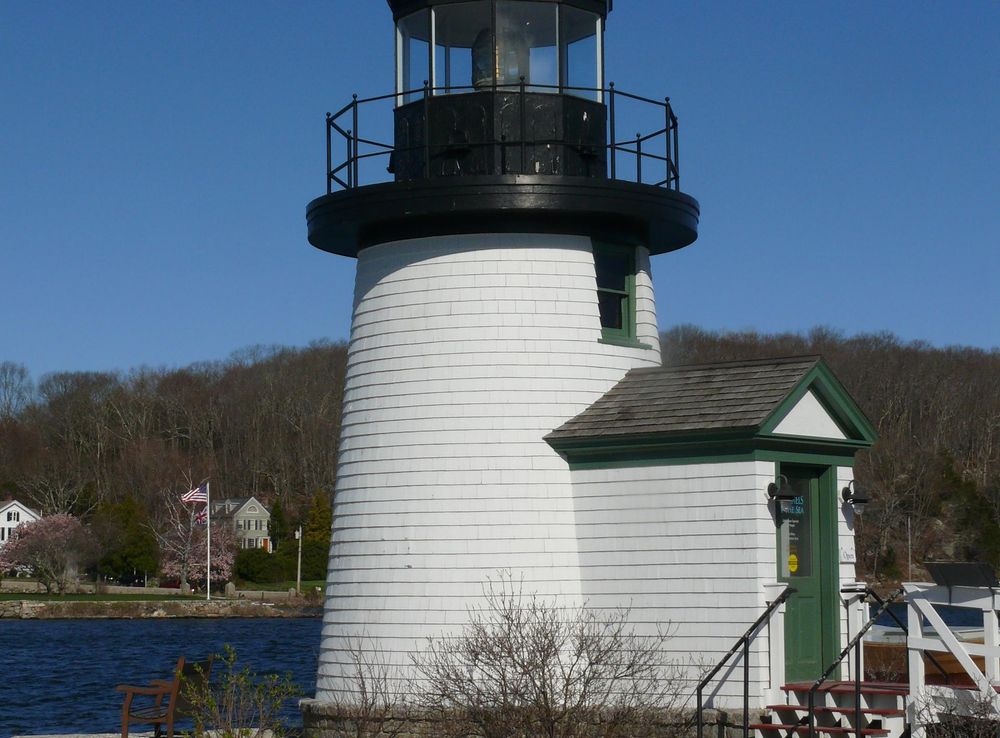 File:Mystic Seaport Lighthouse.JPG - Wikimedia Commons