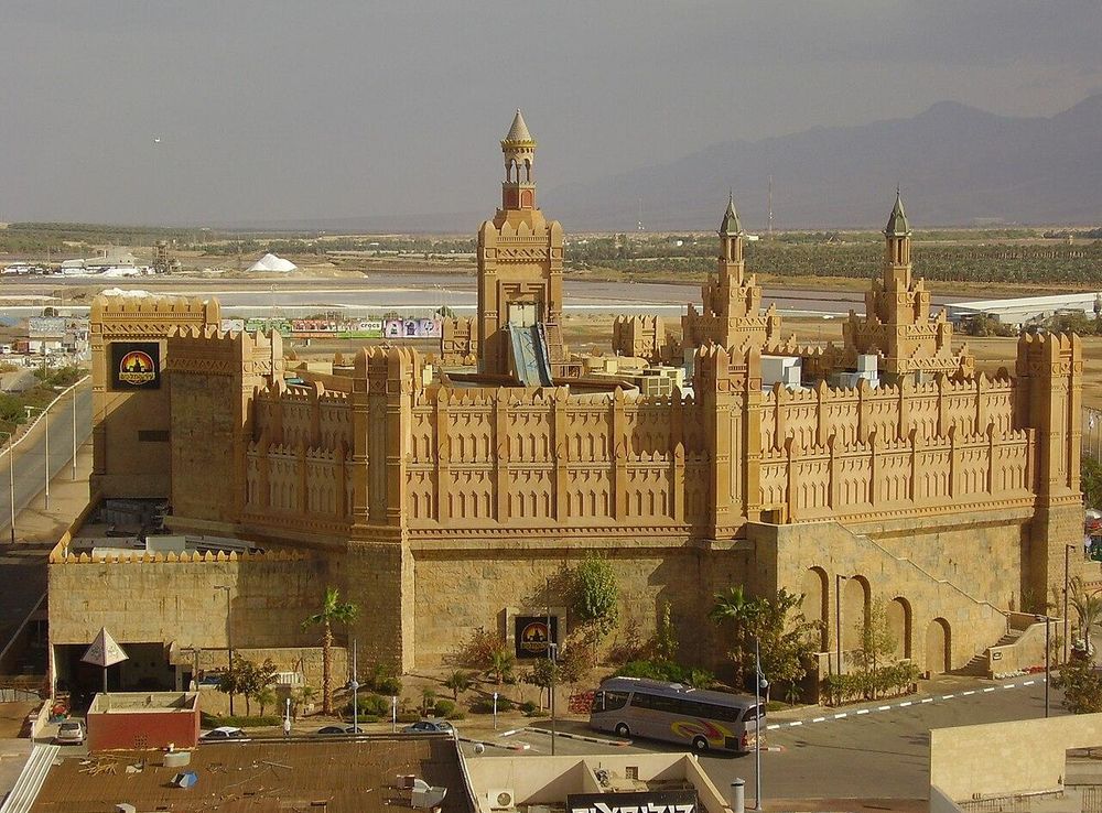 File:PikiWiki Israel 18736 Kings City in Eilat.JPG - Wikimedia Commons