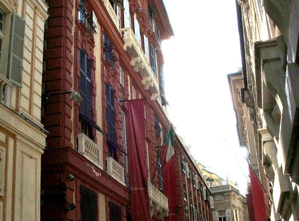 File:Genova-DSCF7468.JPG - Wikimedia Commons