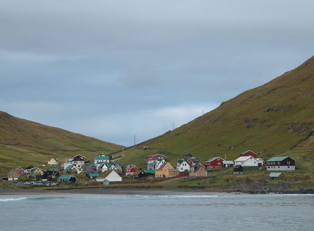 File:Húsavík, Faroe Islands (3).JPG - Wikipedia