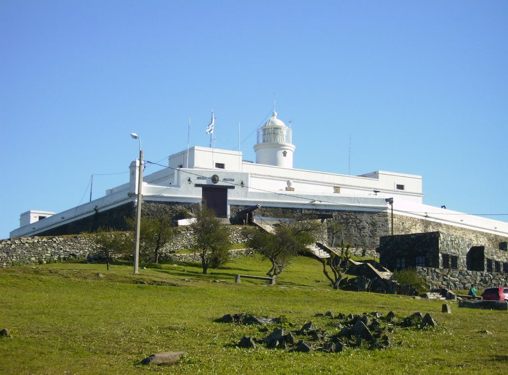 File:Fortaleza Montevideo.JPG - Wikimedia Commons
