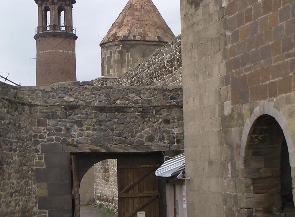 File:Citadel of Erzurum.JPG - Wikimedia Commons