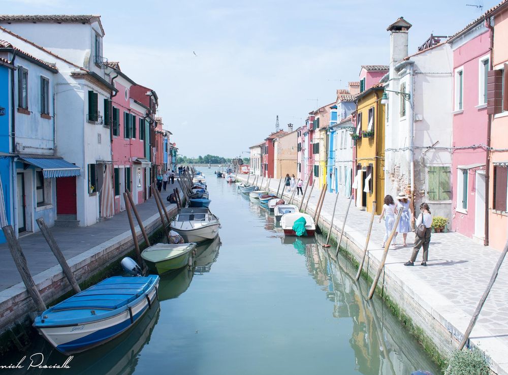 File:Burano Venice Italy (256242507).jpeg - Wikimedia Commons