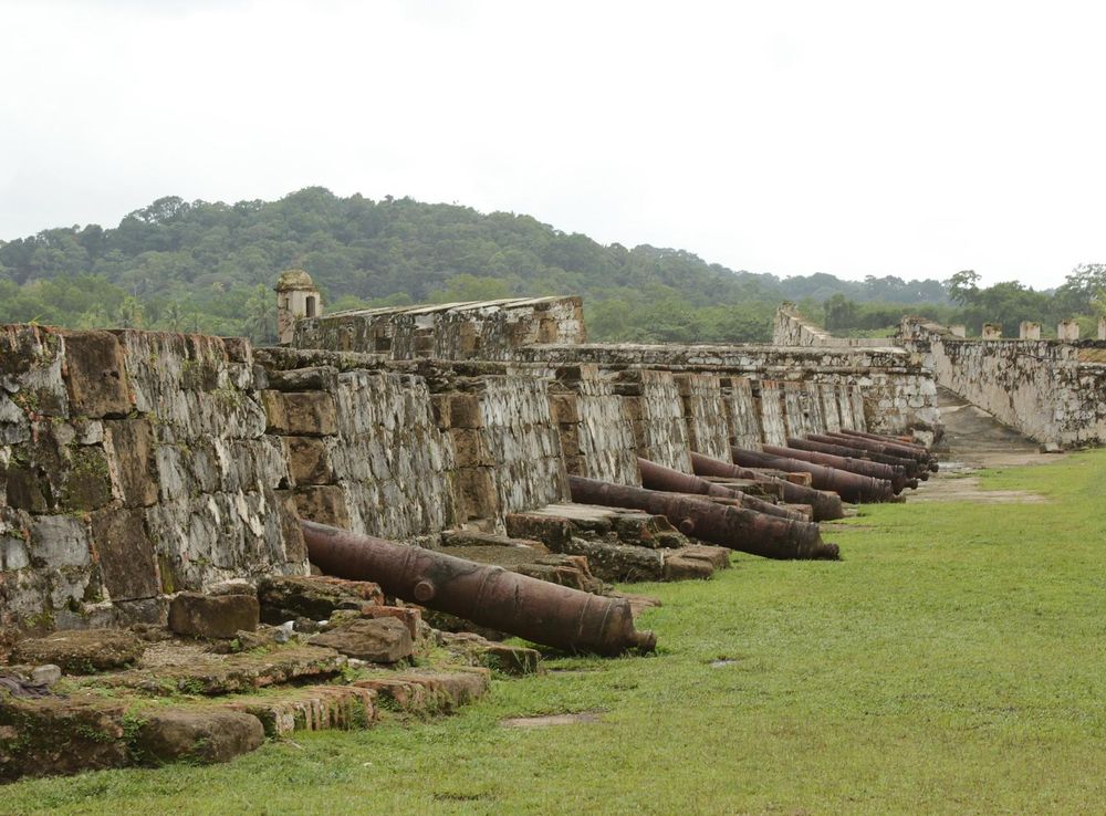 File:Castillo de San Jerónimo Panama.JPG - Wikimedia Commons