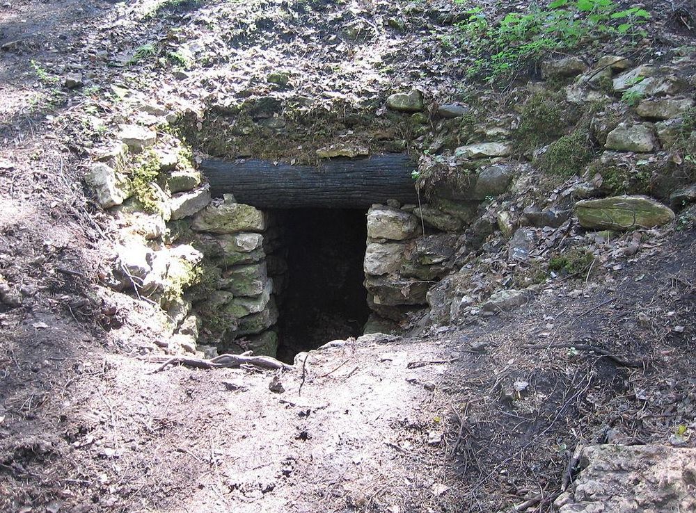 File:Keava linnus 03.JPG - Wikimedia Commons