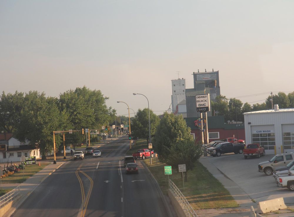 File:North Dakota Highway 20 in Devils Lake from train track.jpg -  Wikimedia Commons