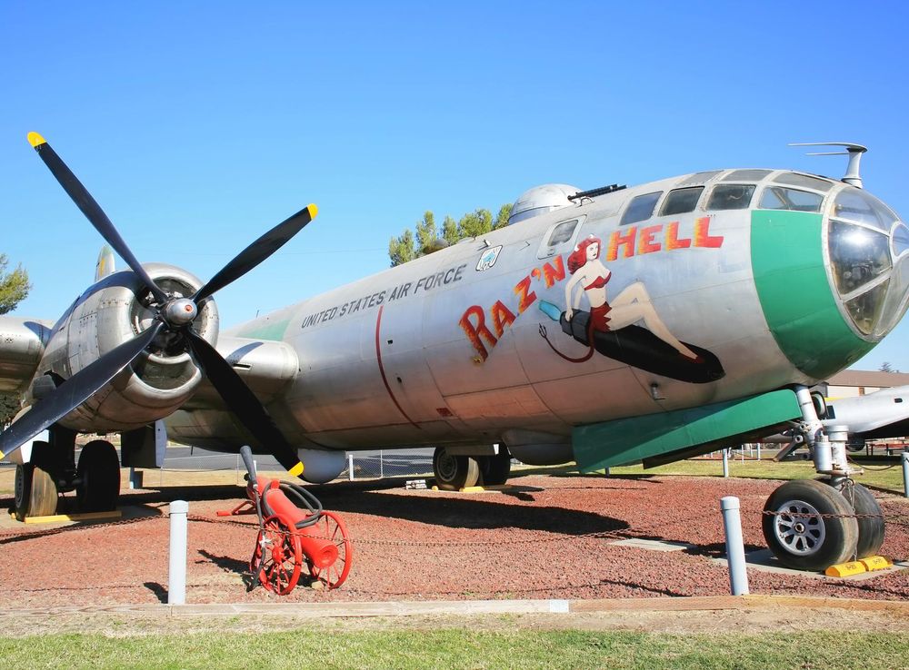 File:B-29 Superfortress at Castle Hill Air Museum.jpg - Wikimedia Commons
