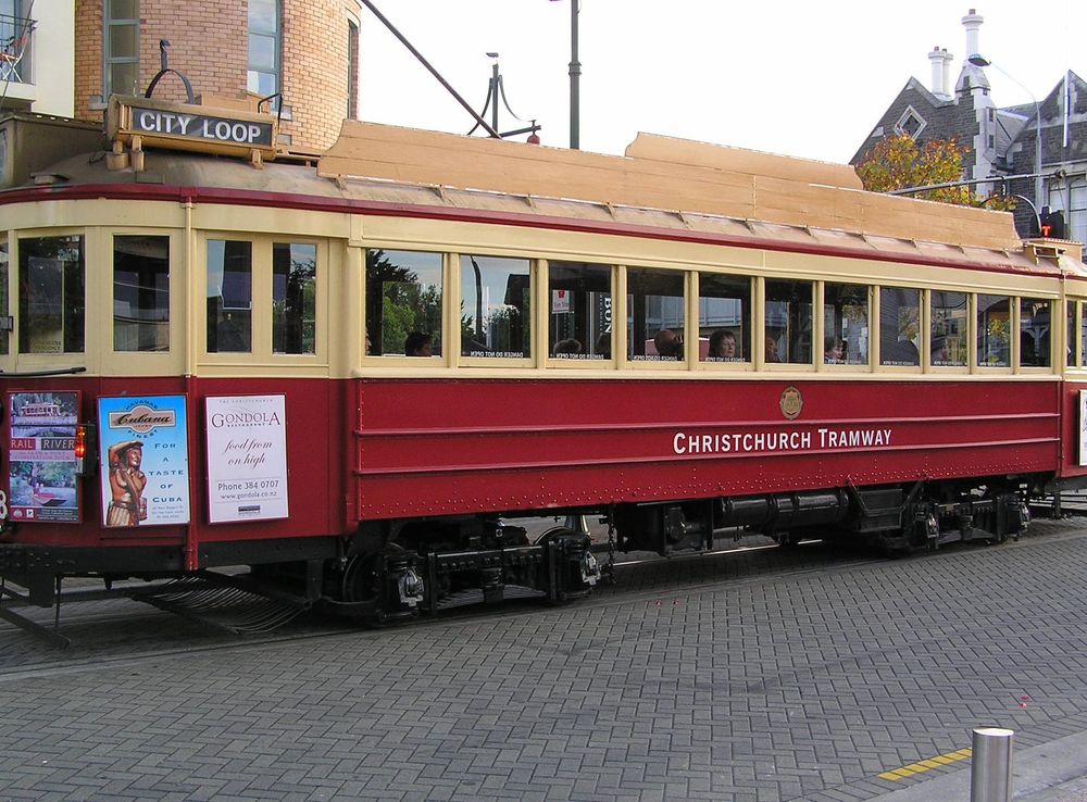 File:Christchurch Tram.jpg - Wikimedia Commons