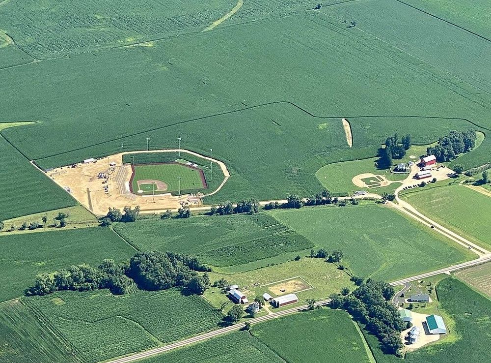 File:MLB at Field of Dreams (aerial view).jpg - Wikipedia