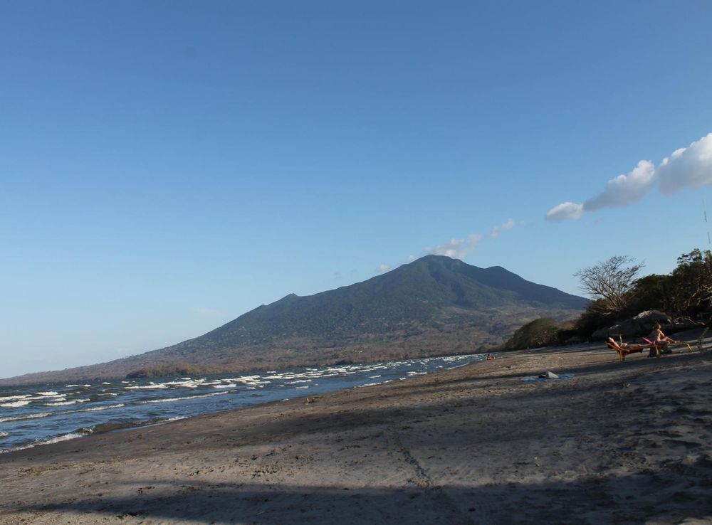 Archivo:Volcan Maderas.JPG - Wikipedia, la enciclopedia libre