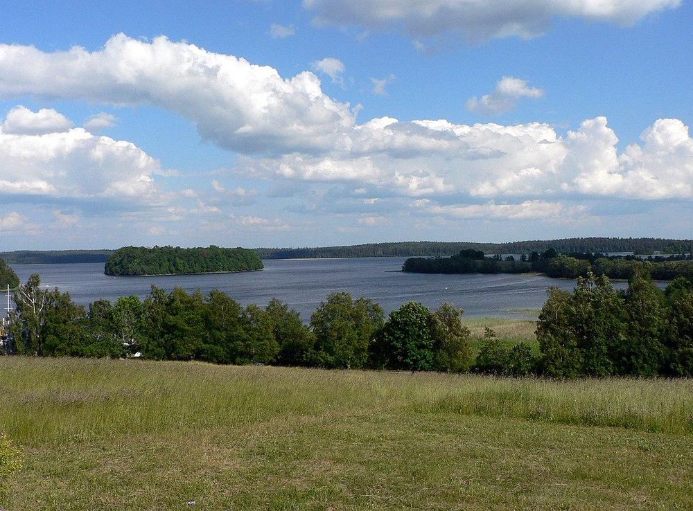 File:Lithuania Plateliai lake.jpg - Wikipedia