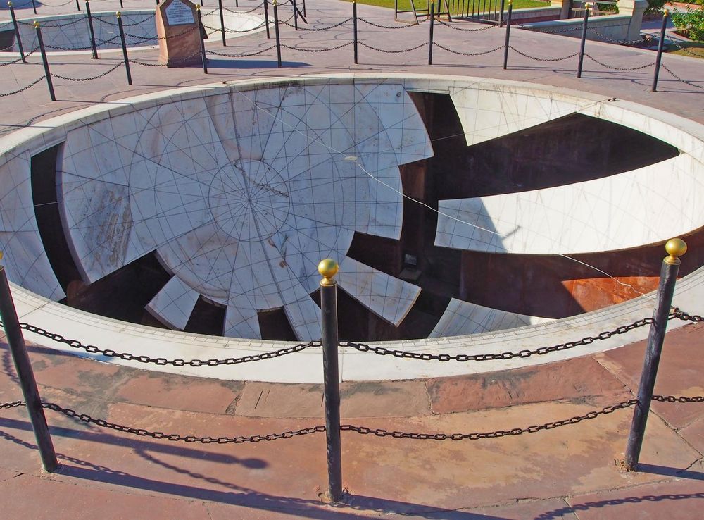 File:Prakash Yantra Jantar Mantar Jaipur.jpg - Wikimedia Commons