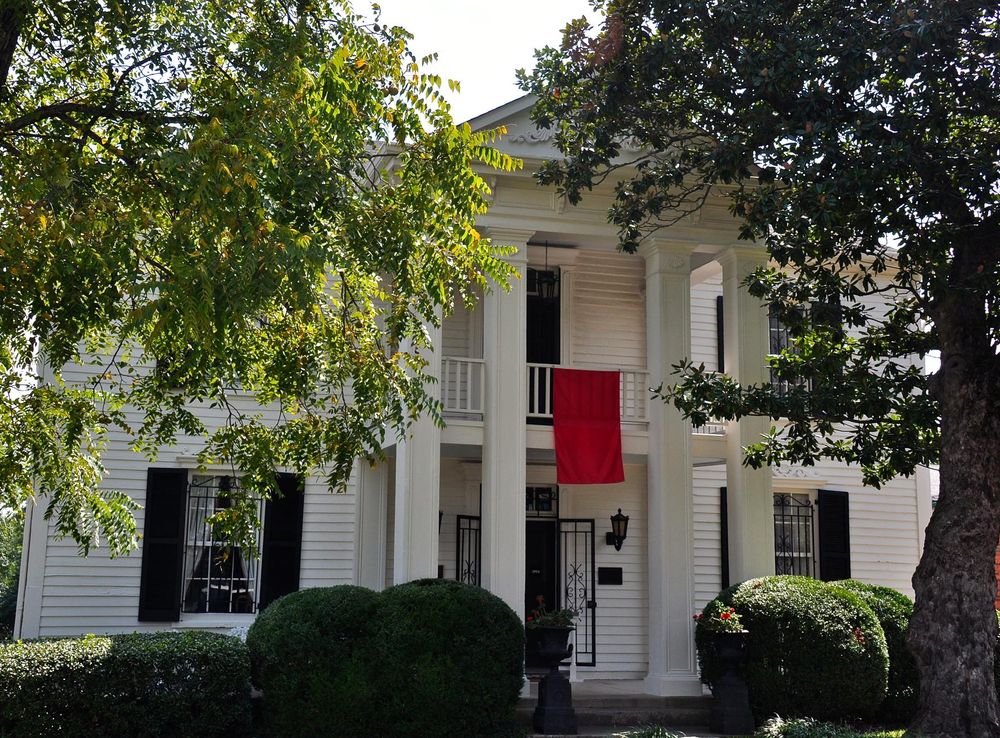 File:Lotz House.JPG - Wikimedia Commons