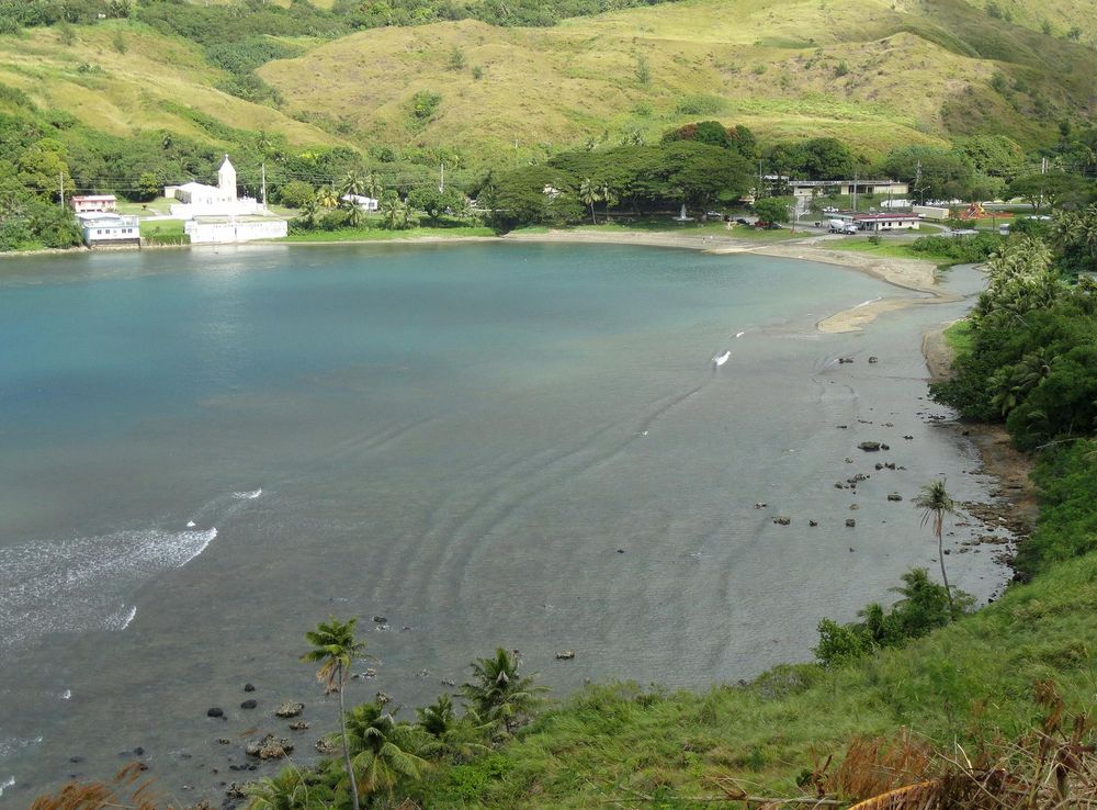 File:Umatac Bay, Guam - DSC00954.JPG - Wikipedia