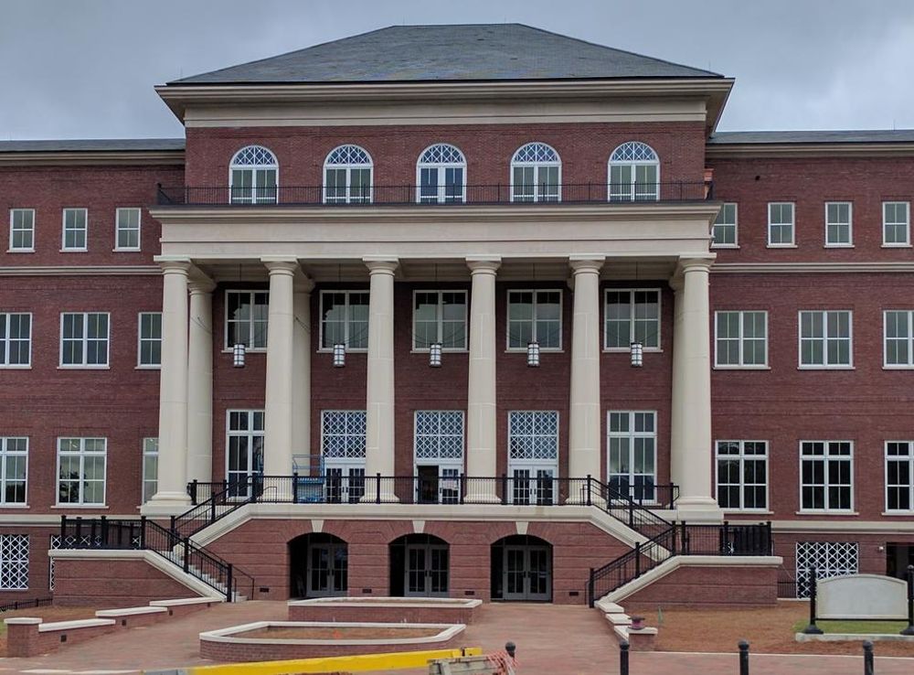 File:Old Main Academic Center - Mississippi State University.jpg - Wikipedia