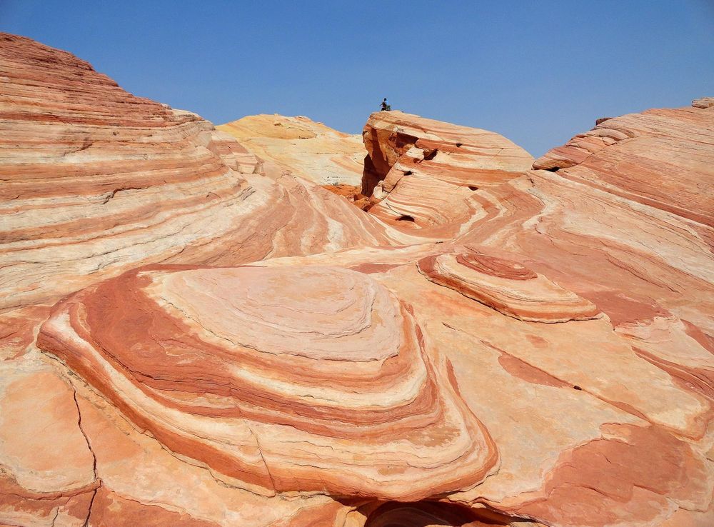 File:Fire Wave Trail, Valley of Fire (31876666718).jpg - Wikimedia Commons