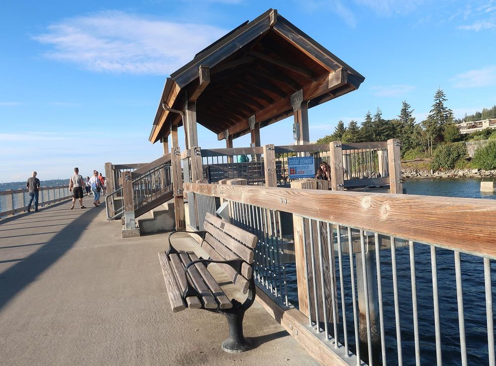 File:Bellingham, WA Boardwalk Stage.jpg - Wikimedia Commons