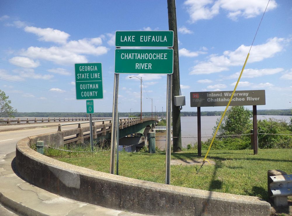 File:Georgia State Line, US82 EB.JPG - Wikimedia Commons
