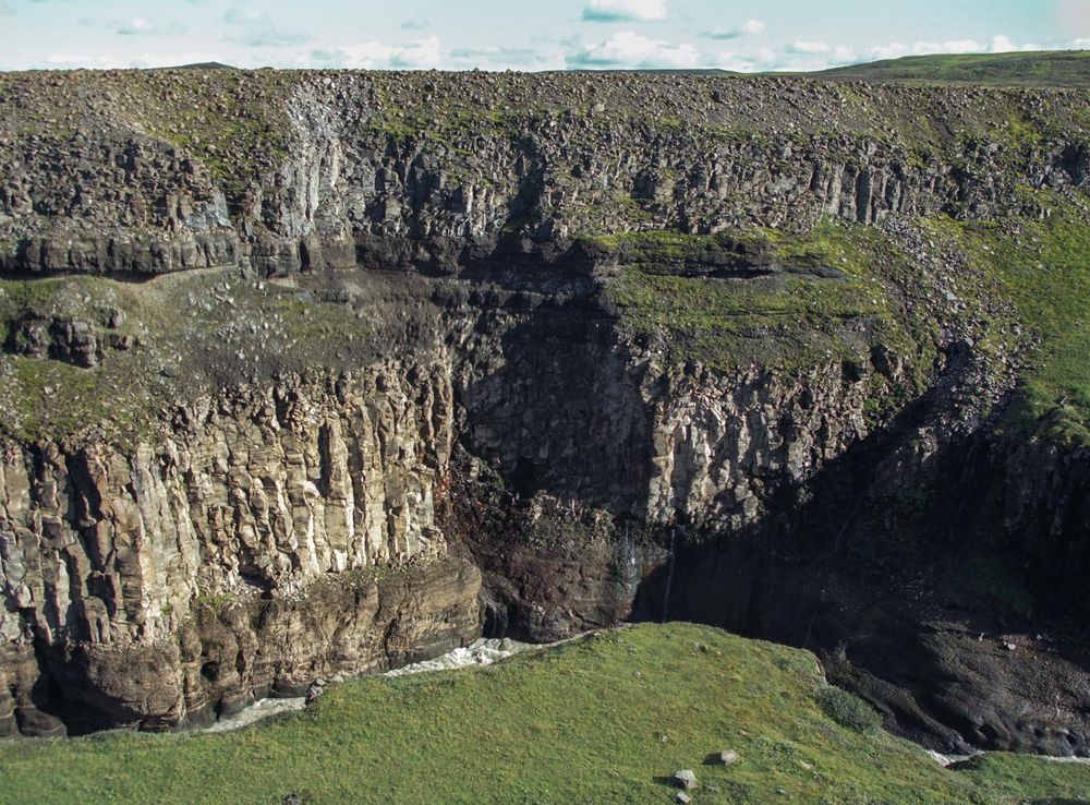 File:Hvítá (Árnessýsla)01(js).jpg - Wikimedia Commons