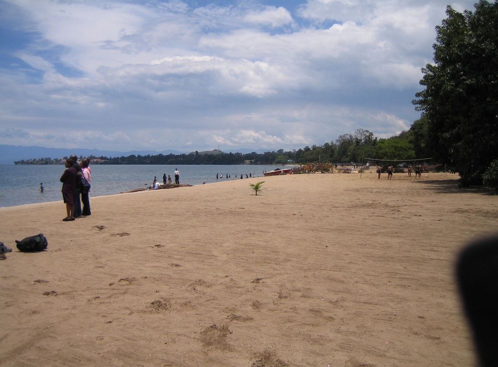 File:GisenyiBeach.jpg - Simple English Wikipedia, the free encyclopedia