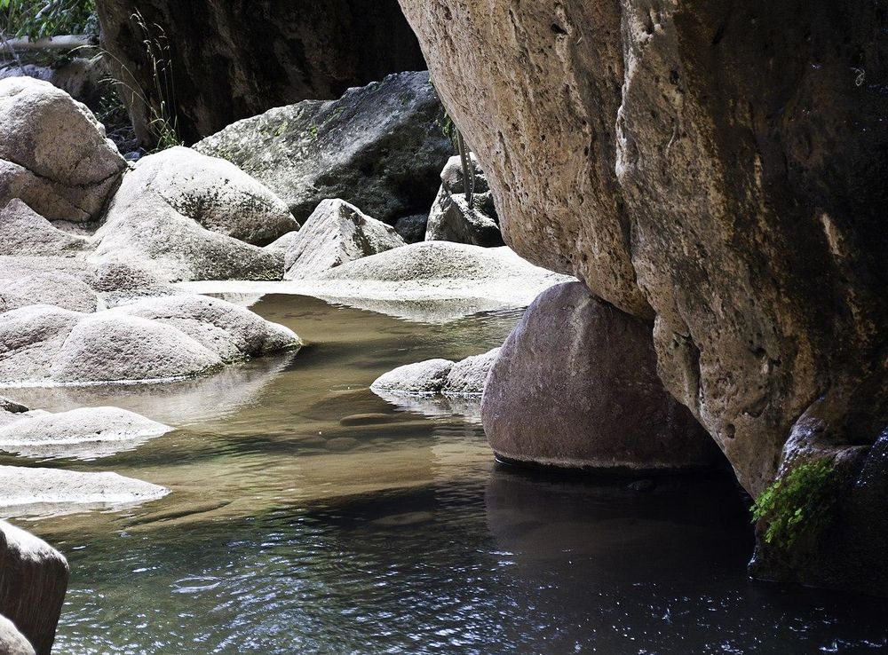 File:Mapped to Tonto Natural Bridge State Park, Tonto National Forest,  Payson, AZ 85547, USA - panoramio (4).jpg - Wikimedia Commons