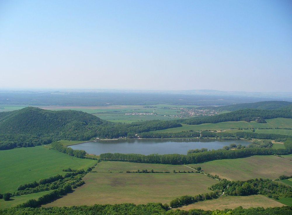 File:Prievaly + Buková reservoir.JPG - Wikimedia Commons