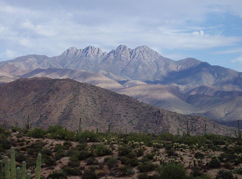 File:Four Peaks, Mazatzal Mountains, Arizona.jpg - Wikimedia Commons