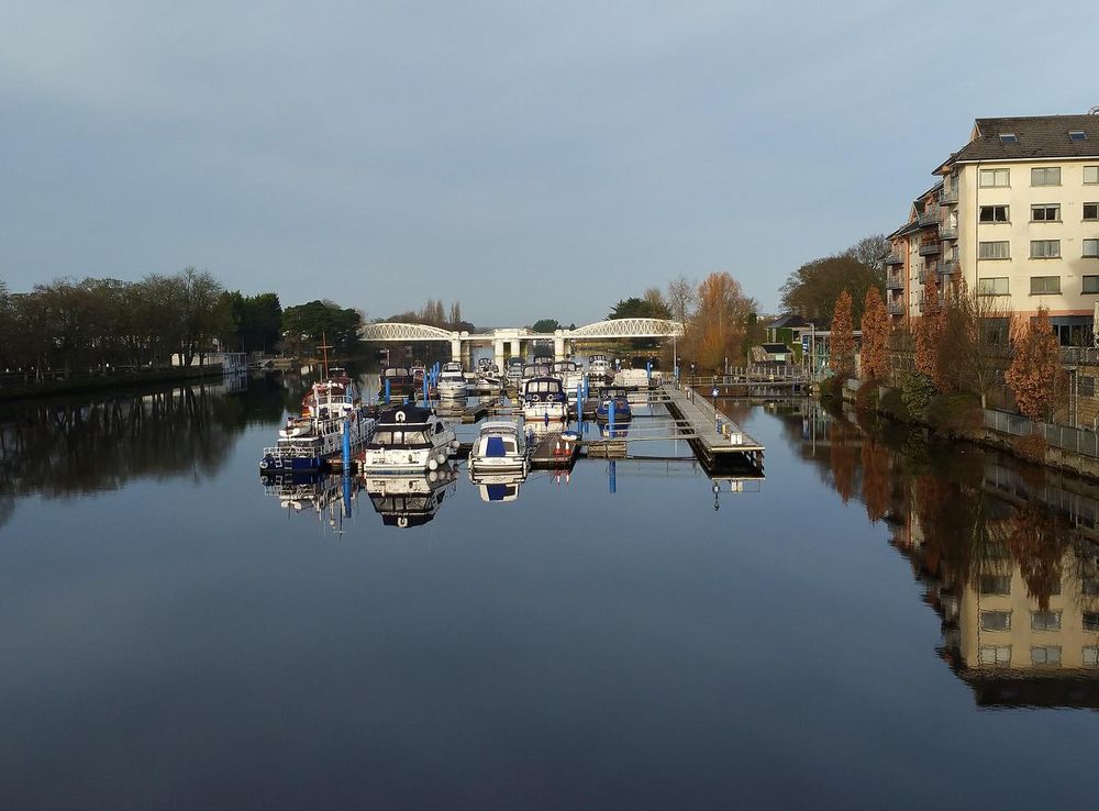 File:Shannon River at Athlone.jpg - Wikimedia Commons